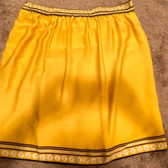 Silk Mini Skirt with Pleat and Floral Print - Picture 2 of 3